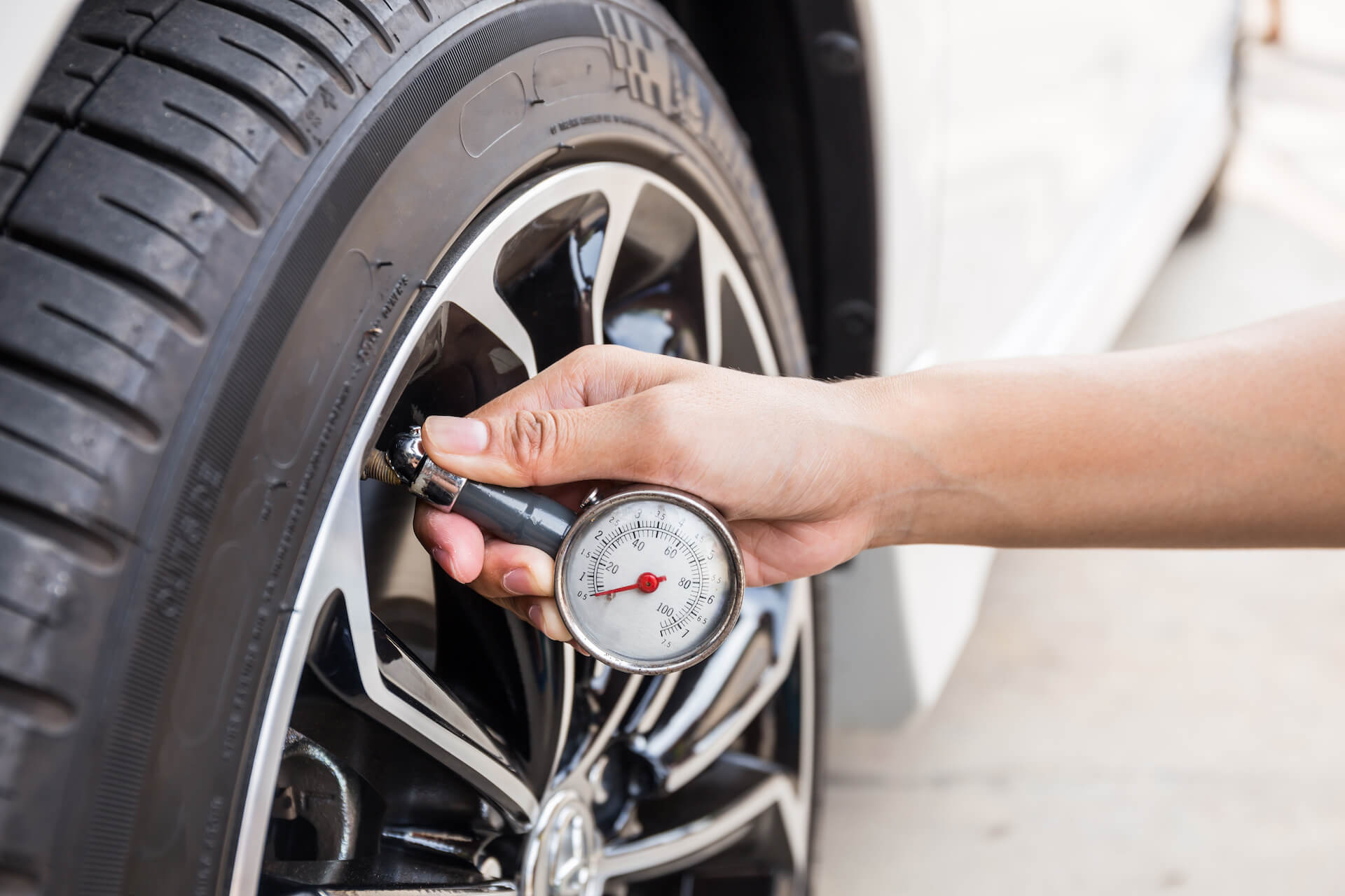 Hyundai Elantra 2023 Tire Pressure